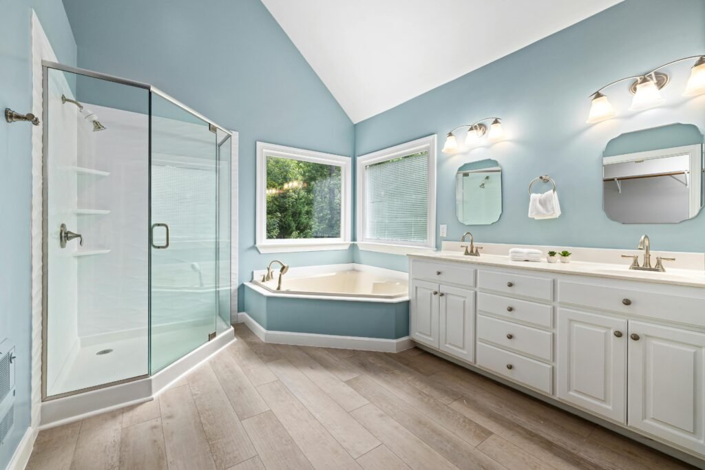 Bathroom Remodeling in Los Angeles